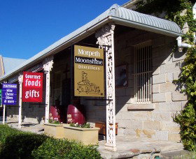 Morpeth Wine Cellars And Moonshine Distillery - Accommodation Nelson Bay 1