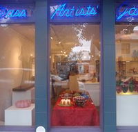 Glass Artists Gallery - Accommodation Nelson Bay