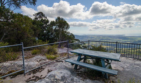 Illawarra Lookout Walking Track - Accommodation Nelson Bay 3