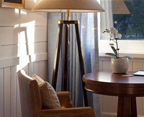 East Coast Lounge - Accommodation Nelson Bay 4