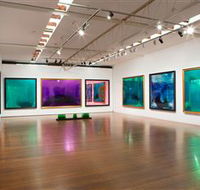 Roslyn Oxley9 Gallery - Accommodation Nelson Bay