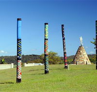 Maclean Tartan Power Poles - Accommodation Nelson Bay