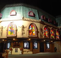 Draculas Cabaret Restaurant - Accommodation Nelson Bay