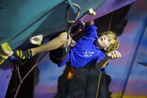 Centre Of Gravity - Accommodation Nelson Bay 10