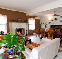 Villa Cavour Bed and Breakfast - Accommodation Nelson Bay