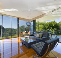 Glass On Glasshouse - Accommodation Nelson Bay