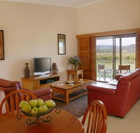 Nightingale Wines Luxury Villas - Accommodation Nelson Bay
