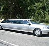 In Vogue Limousines - Accommodation Nelson Bay