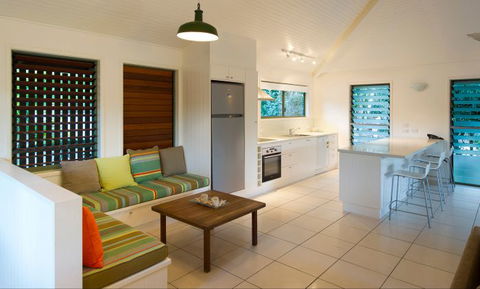 The Retreat Beach Houses - Accommodation Nelson Bay 0