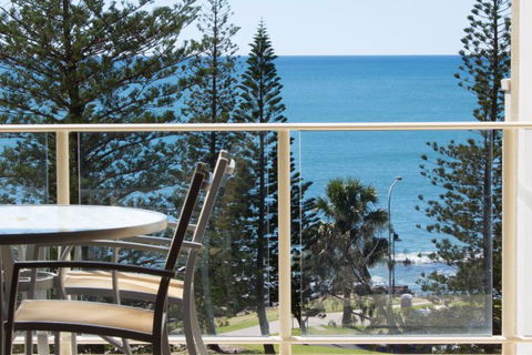 Pacific Beach Resort - Accommodation Nelson Bay 4