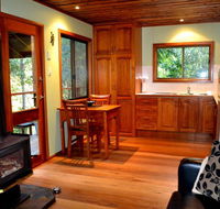 Waterfall Hideout-Rainforest Cabin for Couples - Accommodation Nelson Bay