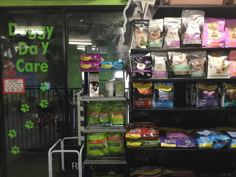 Pets Wonderland - Accommodation Nelson Bay 0