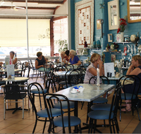Inspirations Cafe Gift and Patchwork Gallery - Accommodation Nelson Bay