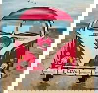 Bug Love - Boardwalk Bar 3.00-5.00pm - Accommodation Nelson Bay