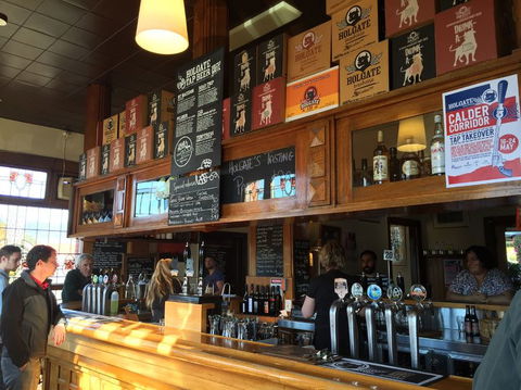Champion Racehorse Tour With Beer And Wine Tasting - Accommodation Nelson Bay 3