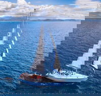 2 Night Small Group Whitsundays Sailing Adventure Aboard Mandrake - Accommodation Nelson Bay