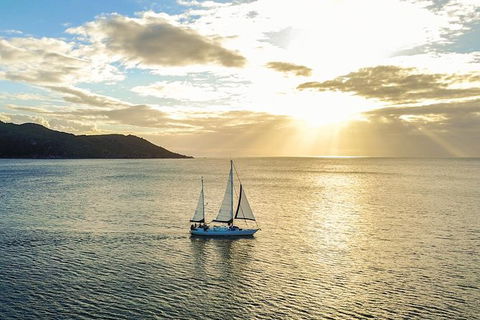 Magnetic Island Sunset Sail - Accommodation Nelson Bay 1