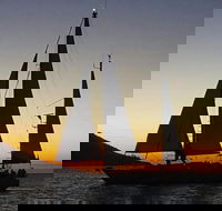 Magnetic Island Sunset Sail - Accommodation Nelson Bay