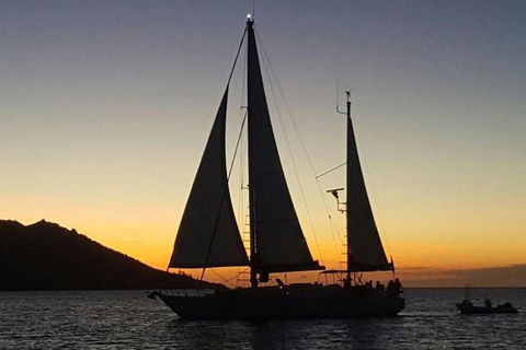 Magnetic Island Sunset Sail - Accommodation Nelson Bay 0