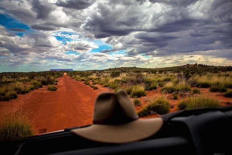 Mount Conner 4WD Small Group Tour From Ayers Rock Including Dinner - Accommodation Nelson Bay 2
