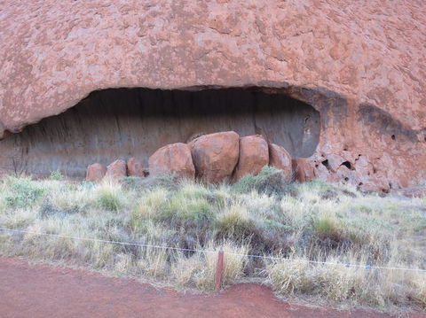 Full Uluru Base Walk At Sunrise Including Breakfast - Accommodation Nelson Bay 5
