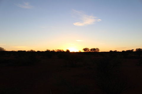 Full Uluru Base Walk At Sunrise Including Breakfast - Accommodation Nelson Bay 7