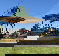 Davies Square Wallaroo