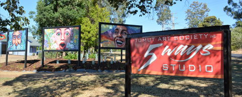 Tumut Art Society 5Ways Gallery - Accommodation Nelson Bay 0