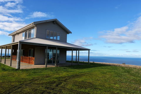 Wildlife Wonders - Accommodation Nelson Bay 2