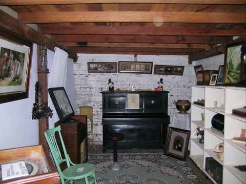 Zara Clark Museum - Accommodation Nelson Bay 2
