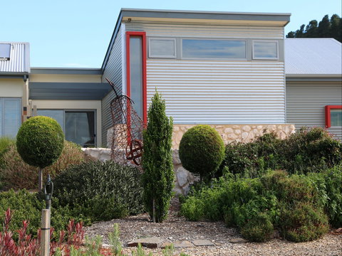 John Lacey's Studio And Green Tank Gallery - Accommodation Nelson Bay 0