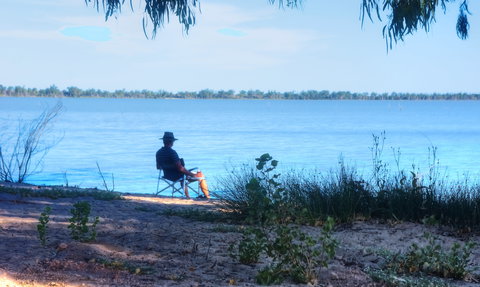 Lake Benanee - Accommodation Nelson Bay 2