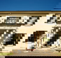 Wivenhoe House - Accommodation Nelson Bay