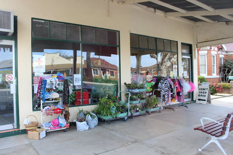 Culcairn Red Cross Craft Shop - Accommodation Nelson Bay 0