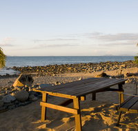 Dolphin Heads - Accommodation Nelson Bay