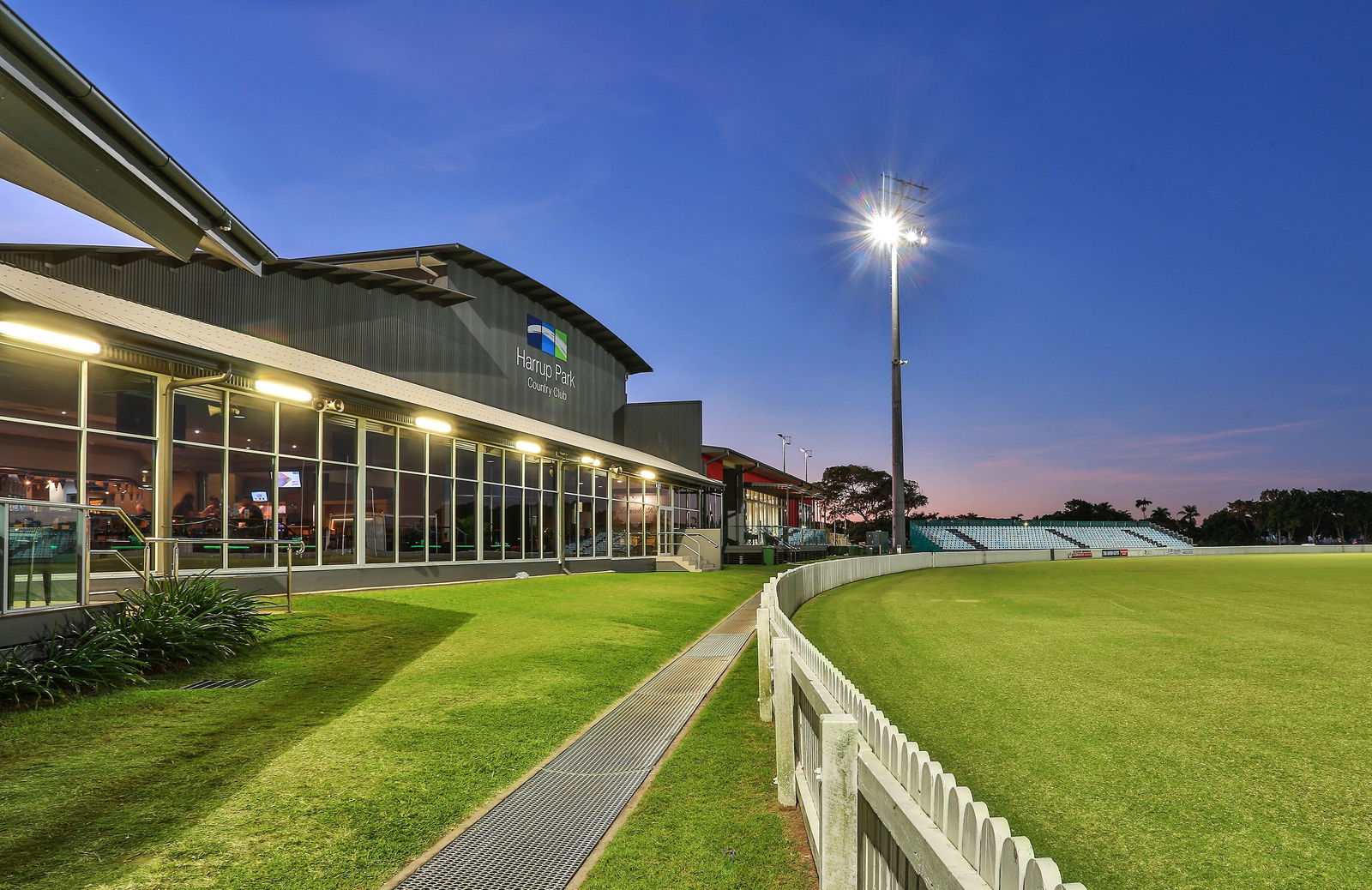 South Mackay QLD Accommodation Nelson Bay