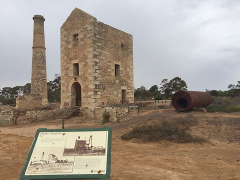 Hughes Enginehouse - Accommodation Nelson Bay 2