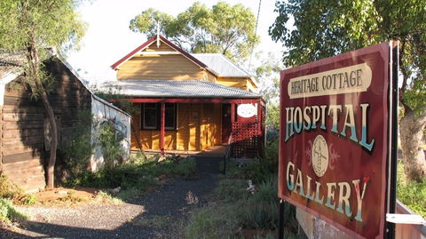 Lightning Ridge Heritage Cottage - Accommodation Nelson Bay 0