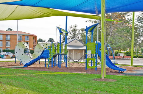 Queen Elizabeth Ll Park Queanbeyan - Accommodation Nelson Bay 0