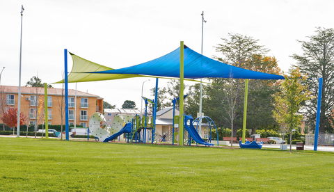 Queen Elizabeth Ll Park Queanbeyan - Accommodation Nelson Bay 1