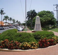 Yeppoon War Memorial - Accommodation Nelson Bay
