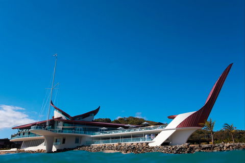 Hamilton Island Yacht Club - Accommodation Nelson Bay 2
