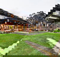 Lakeside Function Centre - Eight Willows Retreat - Accommodation Nelson Bay