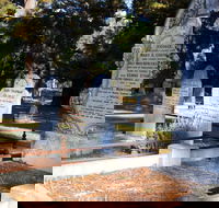 Lucindale Cemetery - Accommodation Nelson Bay