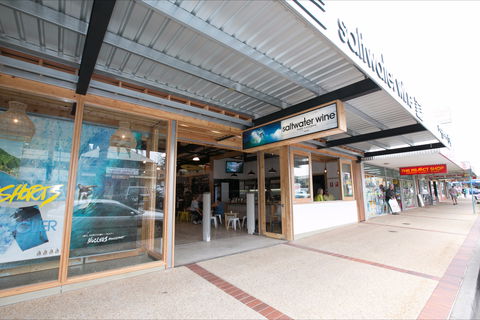 Saltwater Wine Surf Centre: Port Macquarie - Accommodation Nelson Bay 1