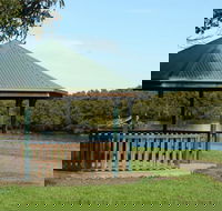 Scotts Point Way to Riverside Park trail - Accommodation Nelson Bay