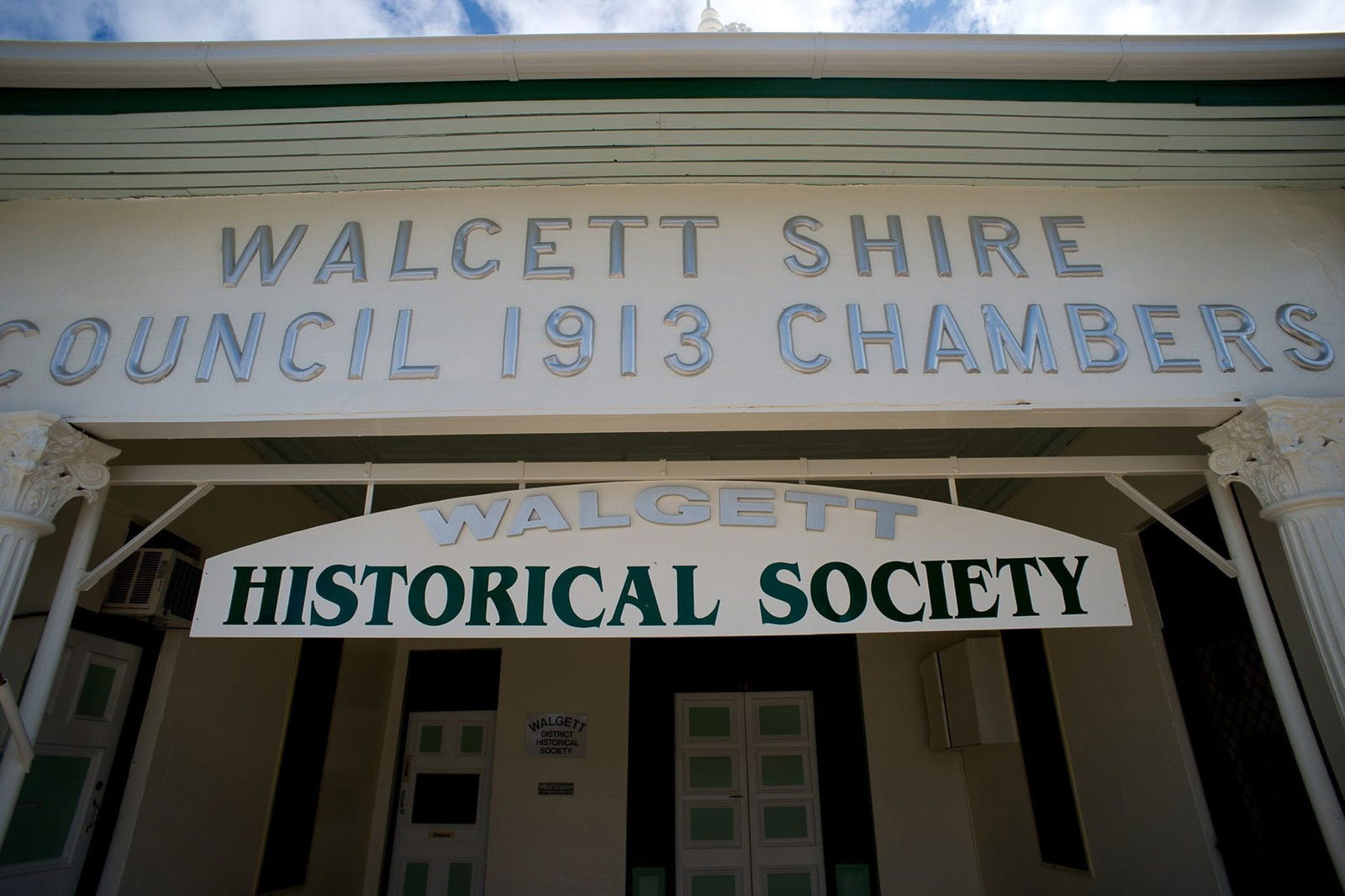 Walgett NSW Accommodation Nelson Bay
