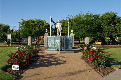 WW1 Memorial Park - Accommodation Nelson Bay 0