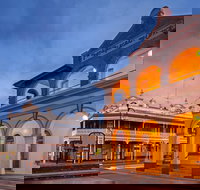 Armidale Heritage Tours - Nelsons Bay Accommodation