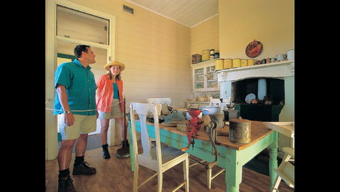 Lighthouse Keeper's Cottage Museum - Accommodation Nelson Bay 0